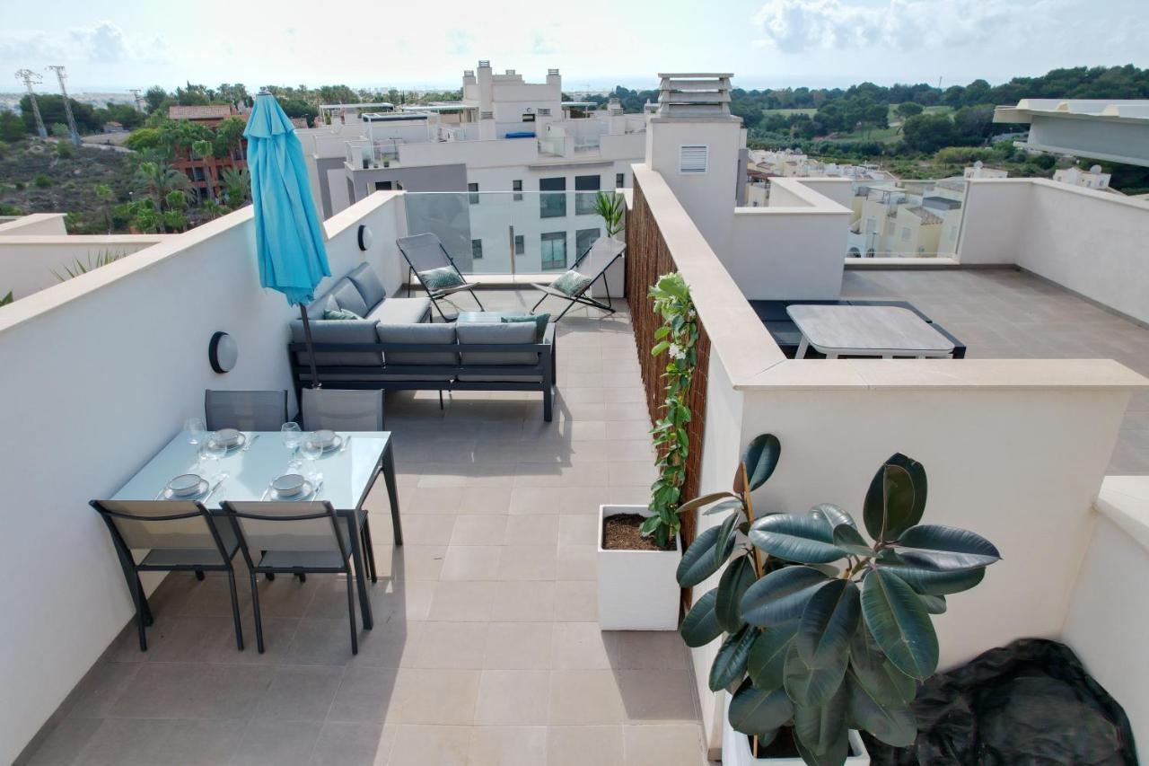 Luxurious Flat & Private Rooftop In Villamartin Orihuela Costa Dehesa de Campoamor  Dış mekan fotoğraf