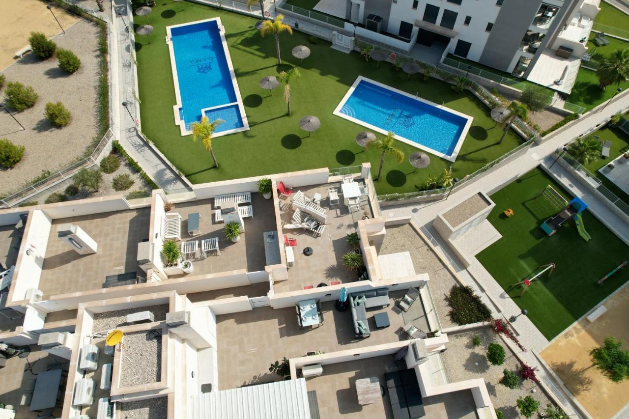 Luxurious Flat & Private Rooftop In Villamartin Orihuela Costa Dehesa de Campoamor  Dış mekan fotoğraf